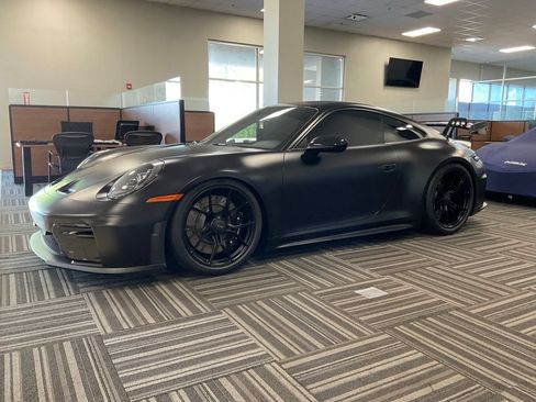 Used 2026 Porsche 911 GT3 RWD image 3