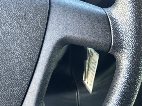 Used 2023 GMC Savana 2500 w/ Driver Convenience Package image 7