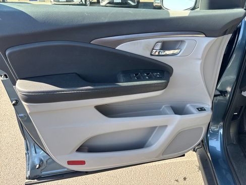 Used 2017 Honda Pilot EX-L image 10
