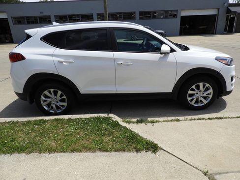 Used 2020 Hyundai Tucson Value FWD image 11