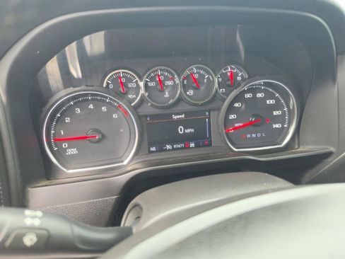 Used 2021 Chevrolet Silverado 1500 LT Trail Boss w/ Convenience Package II AWD/4WD image 21