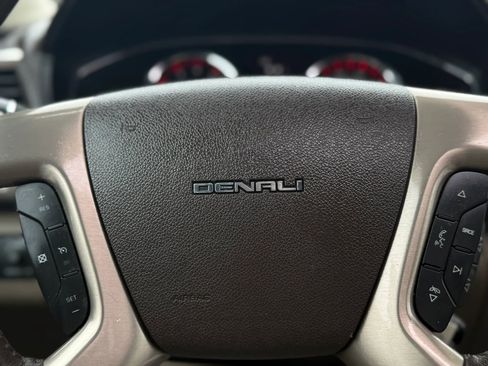 Used 2013 GMC Acadia Denali FWD image 40