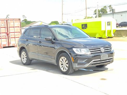 Used 2018 Volkswagen Tiguan S FWD image 8