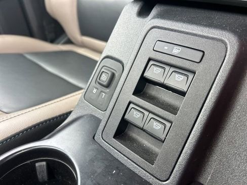 Used 2024 Ford Bronco Wildtrak image 24