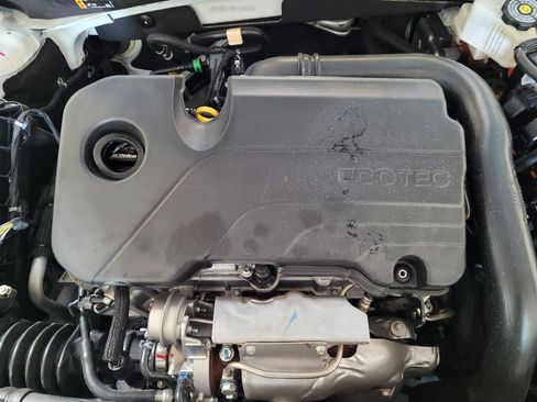 Used 2025 Chevrolet Malibu LT FWD image 30
