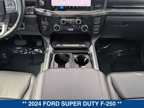 Certified 2024 Ford F250 Lariat w/ FX4 Off-Road Package AWD/4WD image 20
