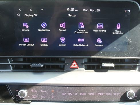 Certified 2024 Kia Sportage EX FWD image 45