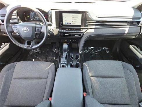 Used 2025 Toyota Camry LE FWD image 22