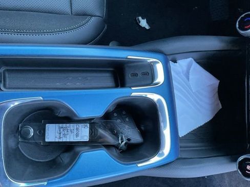 New 2026 Chevrolet Equinox EV LT image 18