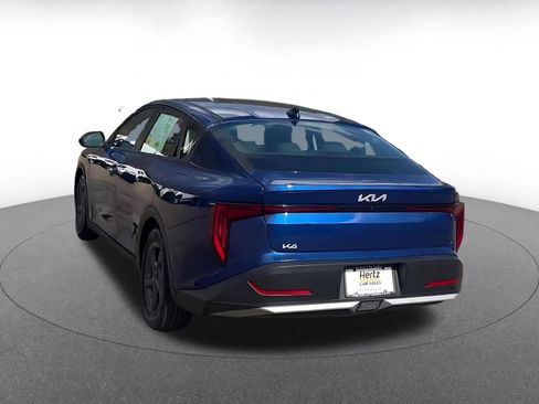 Used 2025 Kia K4 LXS image 11