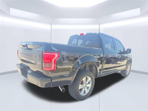 Used 2017 Ford F150 Platinum w/ Equipment Group 701A Luxury AWD/4WD image 6