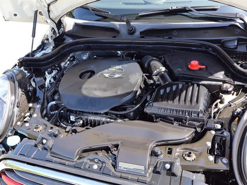 Used 2016 MINI Cooper 2-Door Hardtop image 29