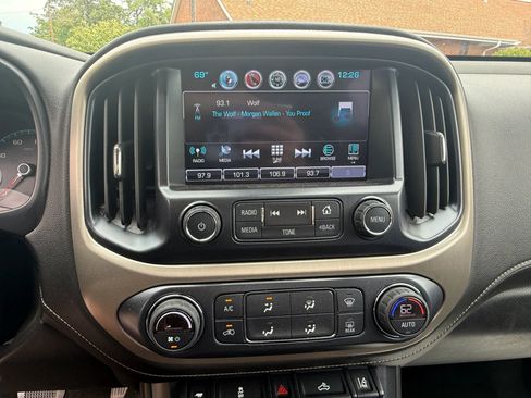 Used 2018 GMC Canyon Denali AWD/4WD image 16