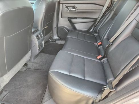 Used 2024 Nissan Rogue SL w/ SL Premium Package FWD image 30