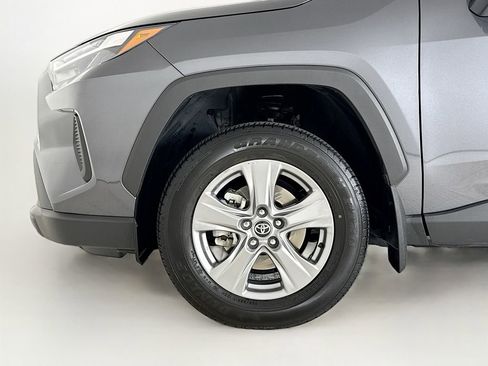 Used 2024 Toyota RAV4 XLE AWD/4WD image 25