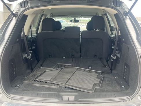 Used 2019 Nissan Pathfinder SV AWD/4WD image 40