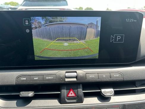 Used 2025 Kia K4 FWD image 17