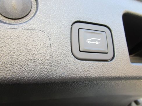 New 2026 GMC Terrain Elevation w/ Elevation Premium Package image 16