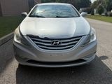 Used 2013 Hyundai Sonata GLS w/ Popular Equipment Pkg image 2