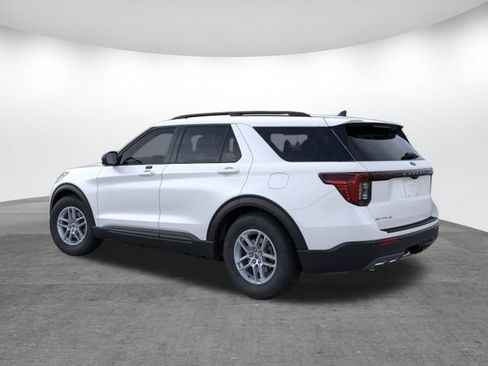 New 2026 Ford Explorer Active w/ Active Comfort Package RWD image 4