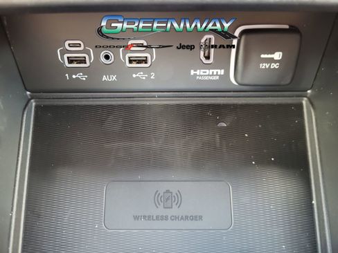 Used 2025 Jeep Grand Cherokee Summit image 24