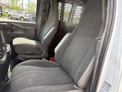 Used 2021 GMC Savana 2500 w/ Driver Convenience Package RWD image 11