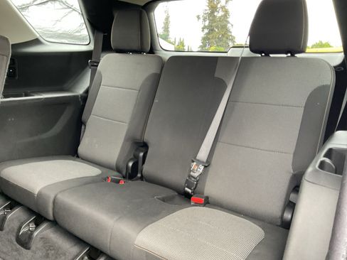 Used 2019 Chevrolet Traverse LS FWD image 28