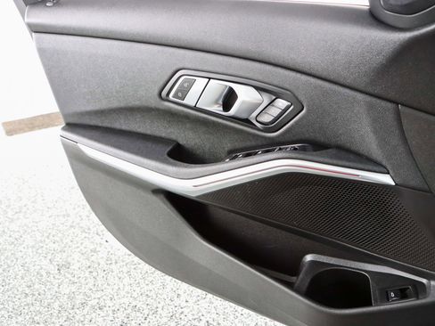 Used 2021 BMW 330i xDrive Sedan w/ Premium Package image 22