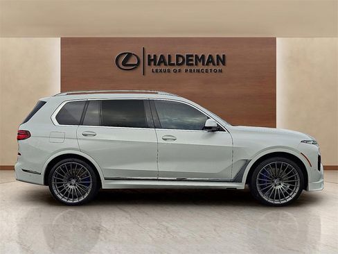 Used 2024 BMW ALPINA XB7 image 7