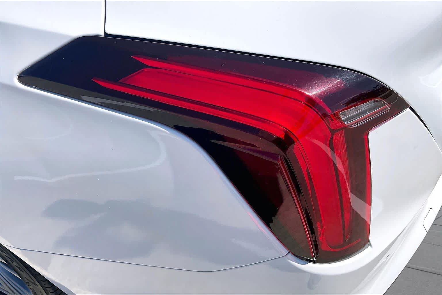 Used 2020 Cadillac CT4 Premium Luxury RWD image 25