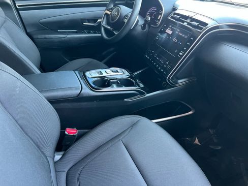 Used 2023 Hyundai Tucson Blue image 16