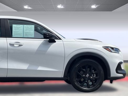 Used 2024 Honda HR-V Sport image 34