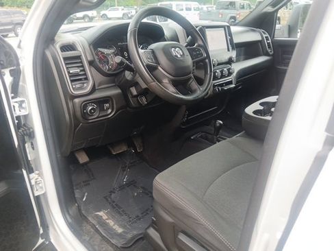Used 2024 RAM 2500 Tradesman w/ Chrome Appearance Group AWD/4WD image 45