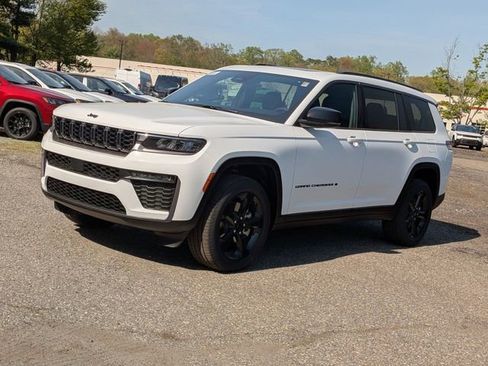 New 2026 Jeep Grand Cherokee L Limited AWD/4WD image 7
