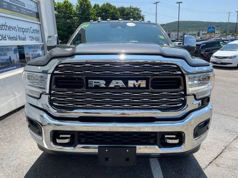 Used 2024 RAM 3500 Limited AWD/4WD image 8