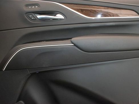 Used 2023 Cadillac Escalade Sport Platinum w/ Heavy-Duty Trailer Package AWD/4WD image 11