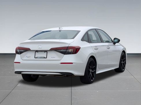Used 2025 Honda Civic Sport image 6