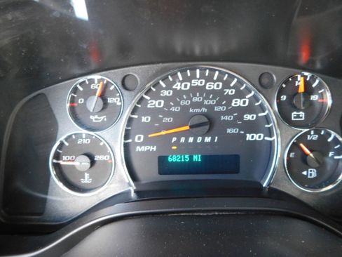 Used 2012 Chevrolet Express 4500 w/ Shuttle Bus Package image 8