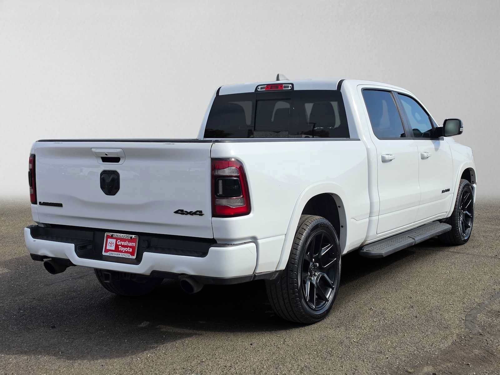 Used 2021 RAM 1500 Laramie AWD/4WD image 3
