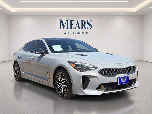 Used 2022 Kia Stinger GT-Line w/ Sun & Sound Package RWD image 7