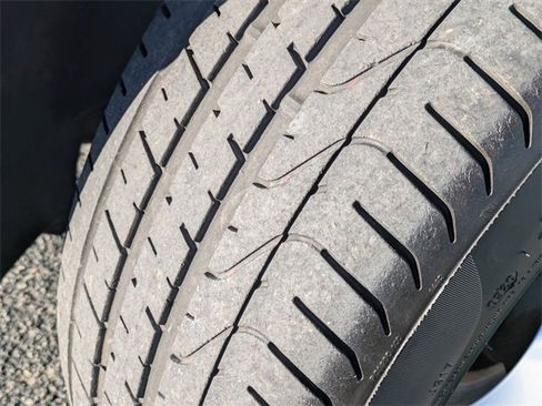 Used 2015 Chevrolet Camaro SS image 11