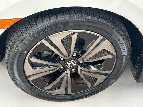 Used 2017 Honda Civic EX image 34