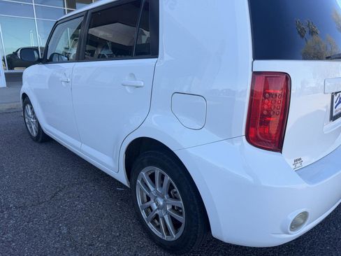 Used 2010 Scion xB image 10