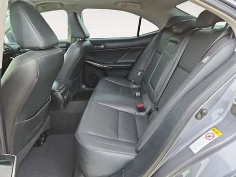 Used 2016 Lexus IS 200t image 13