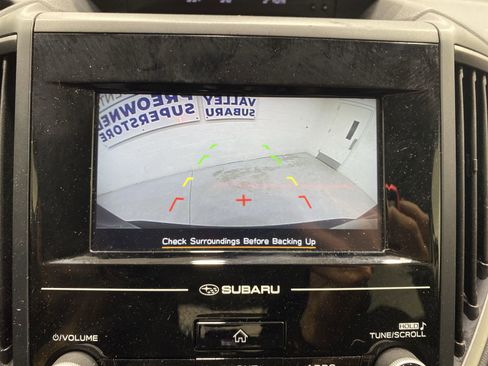 Used 2024 Subaru Forester Premium AWD/4WD image 17