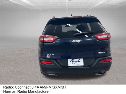 Used 2015 Jeep Cherokee Latitude w/ Comfort/Convenience Group image 11