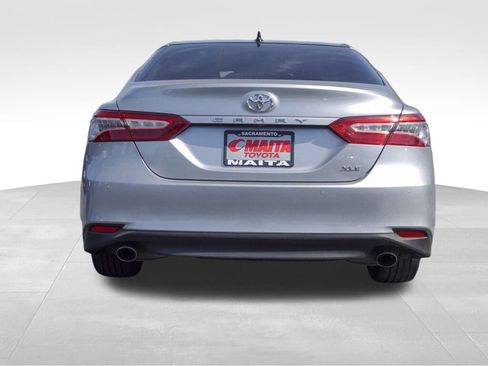 Certified 2019 Toyota Camry XLE image 4