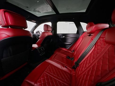 Used 2023 Audi SQ5 Premium Plus w/ Premium Plus Package image 24