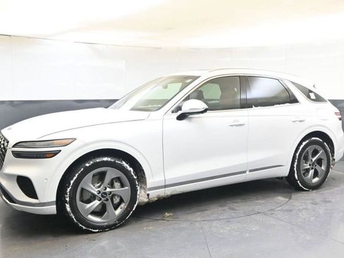 Used 2025 Genesis GV70 2.5T image 2