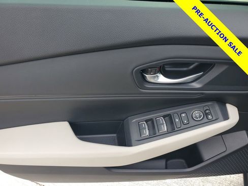 Used 2025 Honda Accord SE image 19